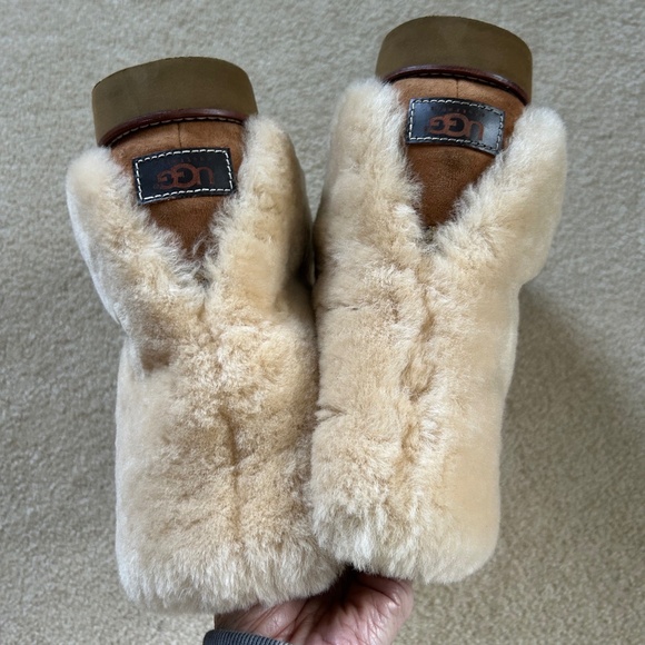 NEW UGG Maylin short 9 - Picture 15 of 15